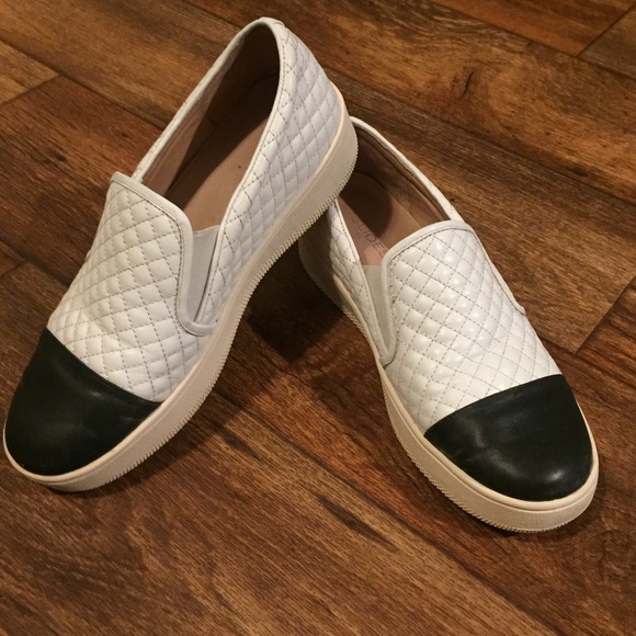 J/SLIDES Shoes - J/Slides White Quilted Pattern Sneakers Slide